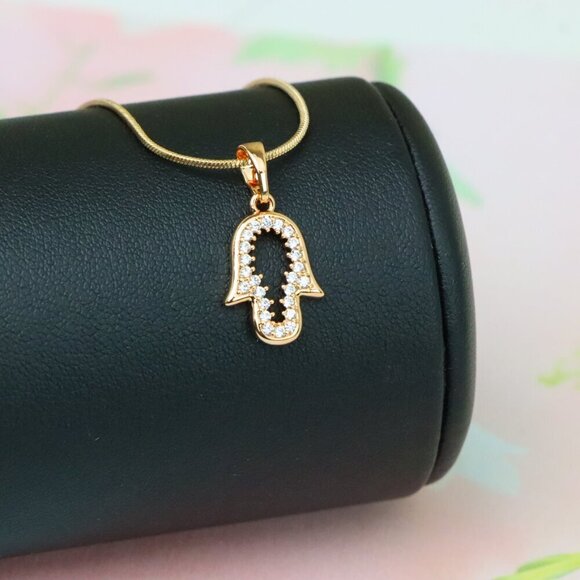 "Rose Gold Hamsa Pendant with Crystals – Symbol of Protection & Luck, XPPT1220 - Picture 8 of 13